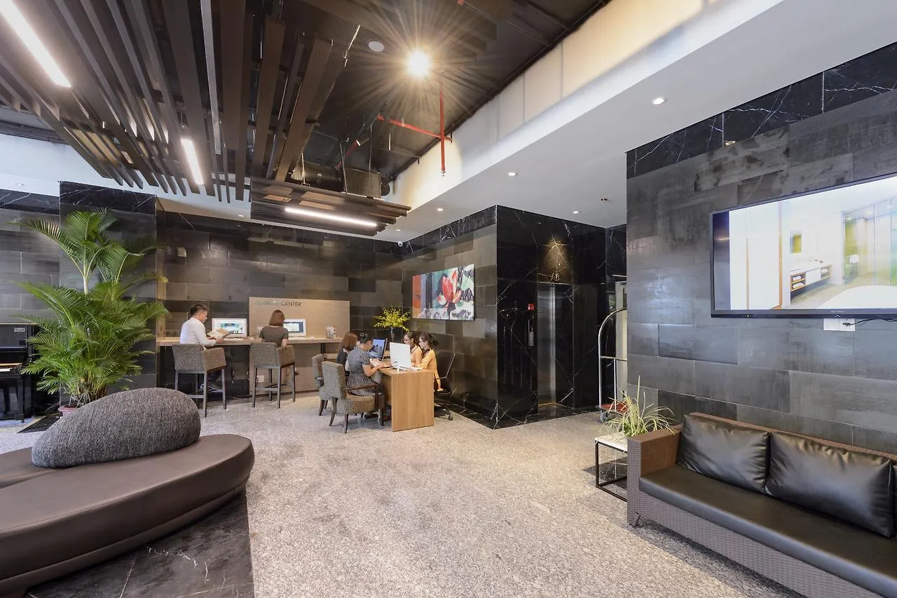 Zen Diamond Suites Hotel 다낭
