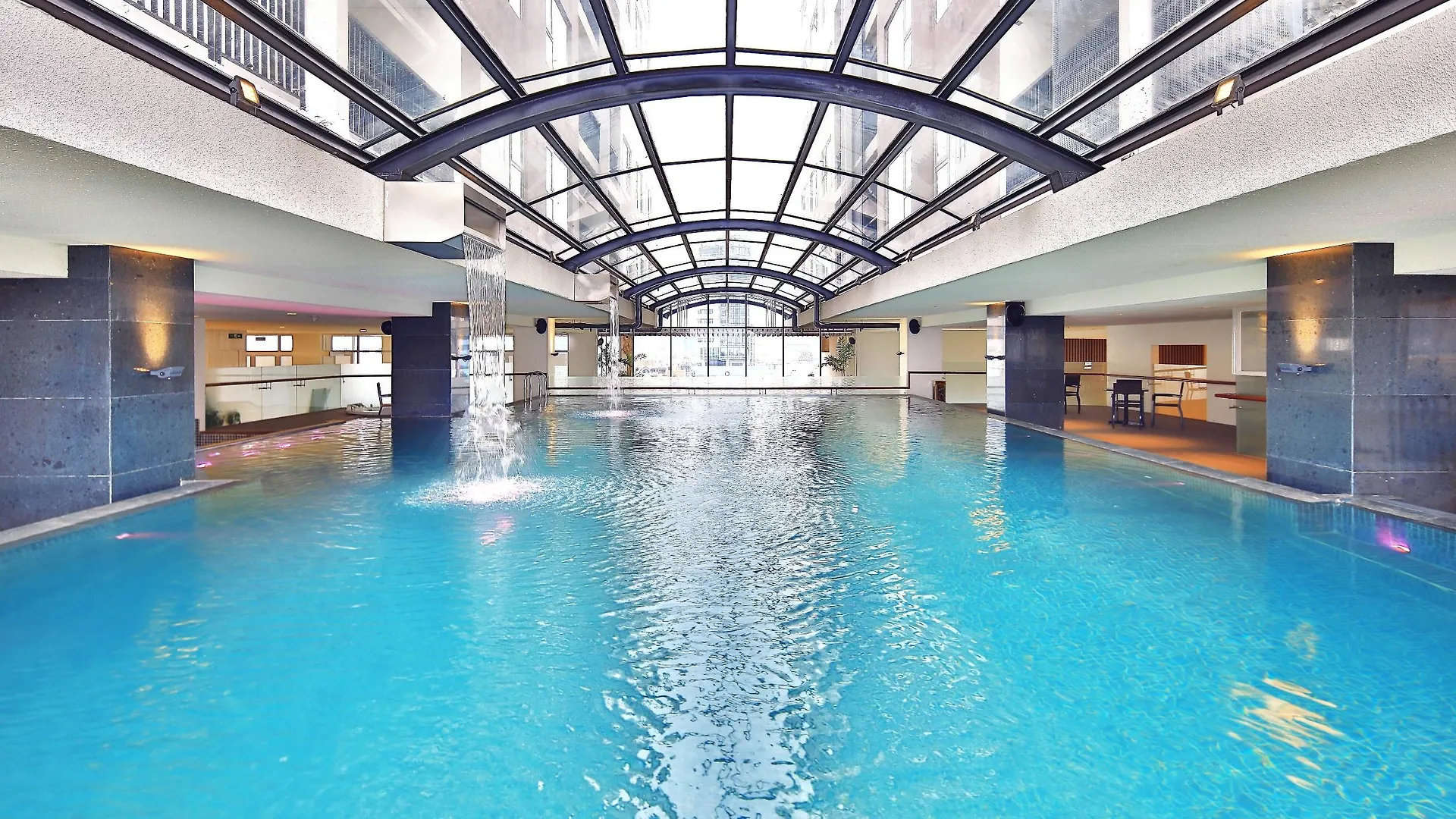 Zen Diamond Suites Hotel Da Nang 5*,